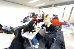 最初こそは緊張した面持ちでしたが次第に場の雰囲気に慣れて和やかでフレンドリーな空気になりました。