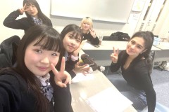 もう一枚スマイルXピースサインでの記念撮影