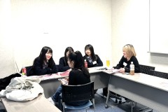 英語についての実践的な学習系の国際交流イベントでした。