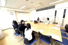 後半はグループディスカッションを行いました。