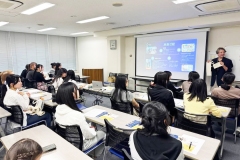 ウクライナのことがニュースやメディアでは学べない勉強をしました。