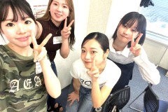 みんなで今回お集まりいただきましたメンバーで全体写真を撮りました。