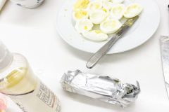 デビルドエッグ調理の様子