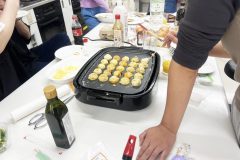 おいしそうにきれいにできたタコ焼き。