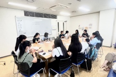 外国人はイタリアと日本のハーフ、そして中国人が遊びに来てくれました。
