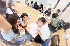 今回はほどんとがティーンエージャーの女子が多かったです。